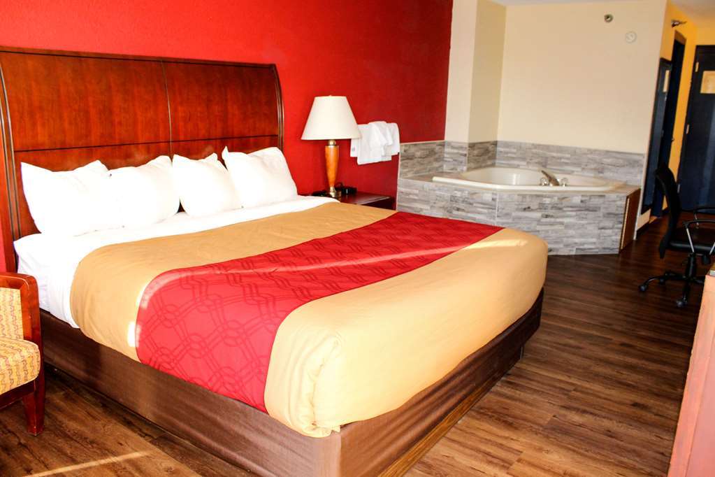 Econo Lodge Inn & Suites Brookings Zimmer foto